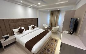 Hotel President